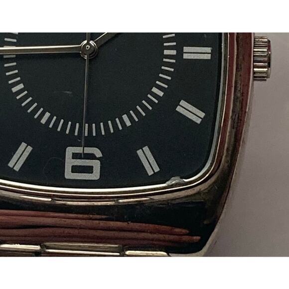 Kenneth Cole Reaction 20885 Men's Quartz Watch 36mm - New Battery - Wrist 7.25 - Picture 8 of 8